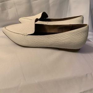 Blonde white snake leather